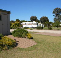 Cummins Community Caravan Park - Accommodation in Brisbane