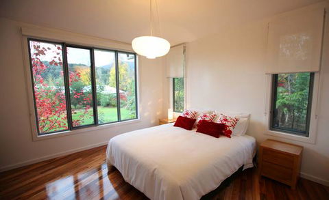 Dalrymples Guest Cottages - Accommodation in Brisbane 0