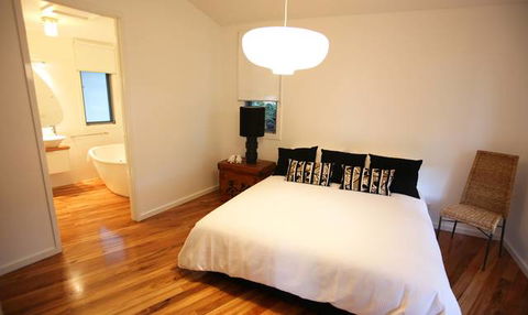 Dalrymples Guest Cottages - Accommodation in Brisbane 3