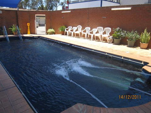 Dragon Phoenix Resort & Restaurant - Accommodation in Brisbane 0