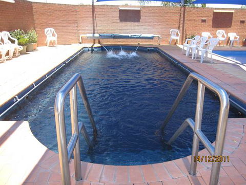Dragon Phoenix Resort & Restaurant - Accommodation in Brisbane 11