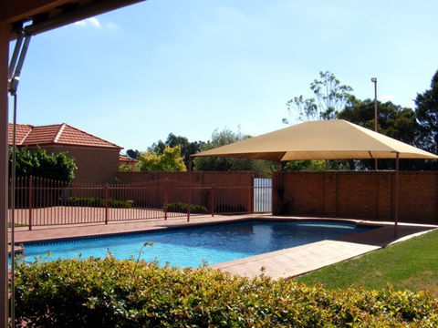 Fairways Bed & Breakfast At Jerilderie - Accommodation in Brisbane 3