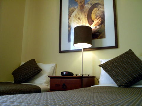 Forrest Hotel & Apartments - Accommodation in Brisbane 5