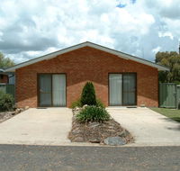 Fossicker Caravan Park - Accommodation in Brisbane