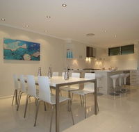 Hamilton Island Private Apartment - Poinciana - Accommodation in Brisbane