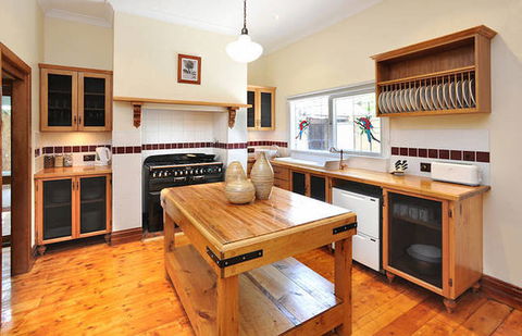 Healesville Garden Homestead - Accommodation in Brisbane 3