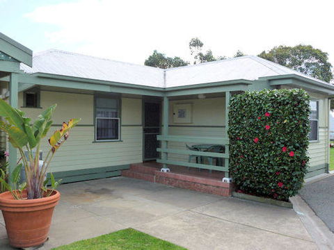 Lakes Haven Caravan Park - Accommodation in Brisbane 3