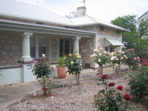MacDonnell House (Naracoorte Cottages) - Accommodation in Brisbane 5