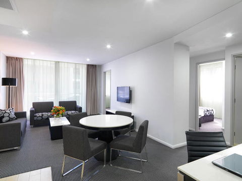Meriton Serviced Apartments - North Ryde - Accommodation in Brisbane 2