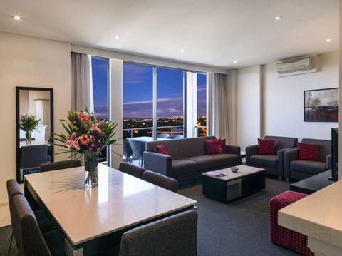 Meriton Serviced Apartments Parramatta - Accommodation in Brisbane 0