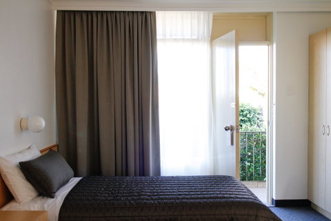 Mid City Motor Inn - Accommodation in Brisbane 4
