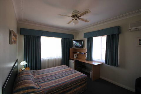 Normandie Motel & Function Centre - Accommodation in Brisbane 1