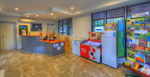 Palm Cove Holiday Park - Accommodation in Brisbane 2