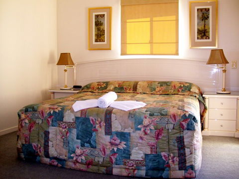 Riviere On Golden Beach - Accommodation in Brisbane 1