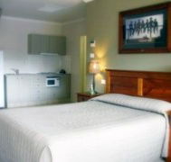 Saltbush Motor Inn - Accommodation in Brisbane