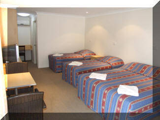 Tenterfield Tavern & Motor Inn - Accommodation in Brisbane 0