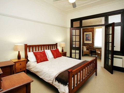 The Bank Guesthouse - Accommodation in Brisbane 0