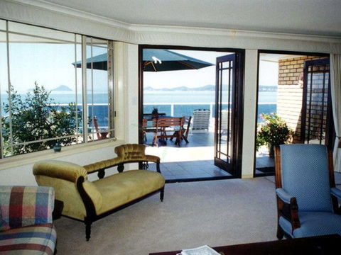 The Mitchells Waterfront Bed & Breakfast - Accommodation in Brisbane 1
