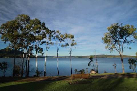 Tinaroo Lake Resort - Holiday Apartments - Accommodation in Brisbane 5