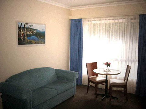 Victoria Lodge Motor Inn & Serviced Apartments - Accommodation in Brisbane 0