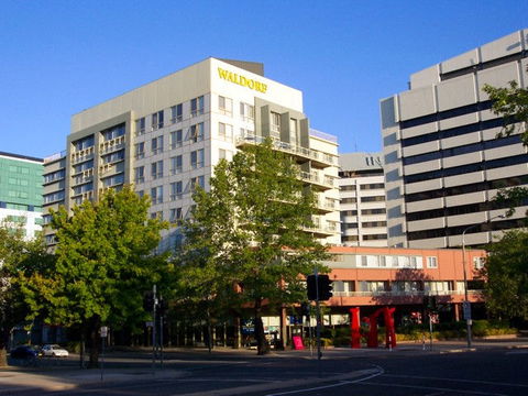 Waldorf Apartment Hotel Canberra - Accommodation in Brisbane 1
