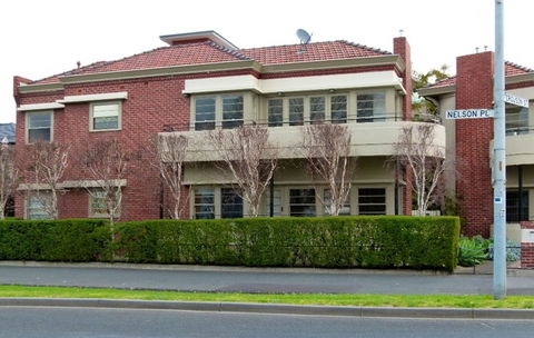 Williamstown Cottages & Apartments - Accommodation in Brisbane 2