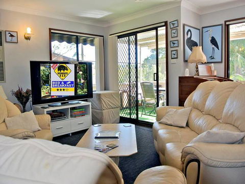 WOMBATS B&B - Apartments - AAA 3.5* Rated, Gosford - Accommodation in Brisbane 0