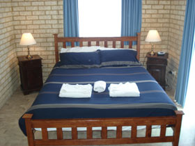 Baywatch Manor Augusta YHA - Accommodation in Brisbane 3