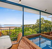 Beach View Holiday Villa - Accommodation in Brisbane