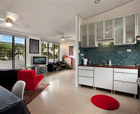 Beachside Tropical Retreat - Accommodation in Brisbane 0