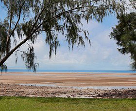 Beachside Tropical Retreat - Accommodation in Brisbane 6