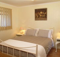 Bond Springs Outback Retreat - Accommodation in Brisbane