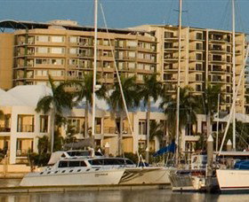 Cullen Bay Resorts - Accommodation in Brisbane 1