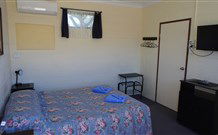 Bluey Motel - Lightning Ridge - Accommodation in Brisbane 0