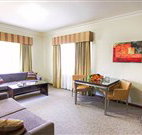 Governor Macquarie Motor Inn - Bathurst - Accommodation in Brisbane