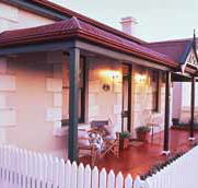 Eliza Cottage - Accommodation in Brisbane