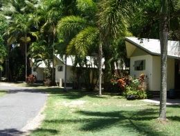 Pinnacle Village Holiday Park - Accommodation in Brisbane 1