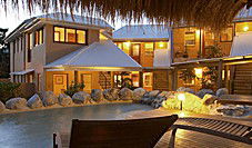 L Auberge Apartments Noosa - Accommodation in Brisbane 1
