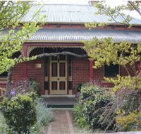 FINCHES OF BEECHWORTH - Accommodation in Brisbane