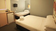 Snooze Inn - Accommodation in Brisbane 1