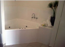 Charm City Motel - Accommodation in Brisbane 2