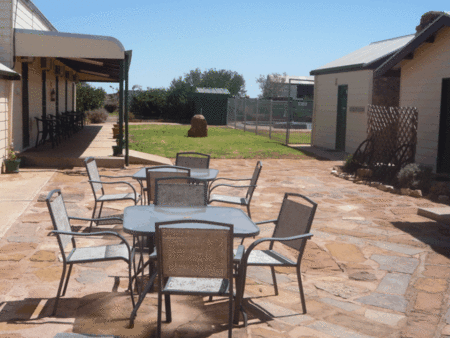 Nuttbush Retreat Caravan Park - Accommodation in Brisbane