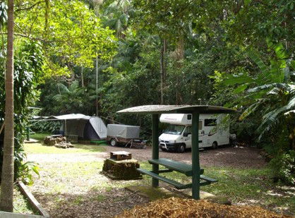 Mapleton Cabins And Caravan Park - Accommodation in Brisbane 2