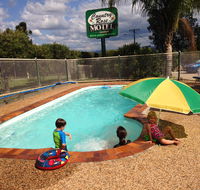 Country Rose Motel - Accommodation in Brisbane