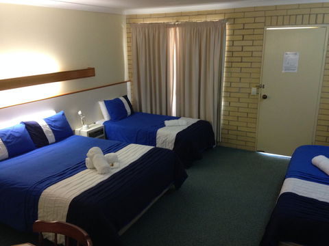 Country Rose Motel - Accommodation in Brisbane 2