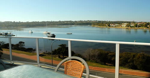 Albacore Luxury Holiday Apartments - Accommodation in Brisbane 3