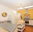 Bi J's - Accommodation in Brisbane