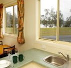 Mavis's Kitchen and Cabins - Accommodation in Brisbane