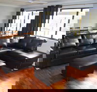 Ewetopia Farm - Accommodation in Brisbane