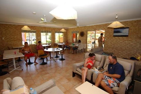 Lancelin YHA - Accommodation in Brisbane 7